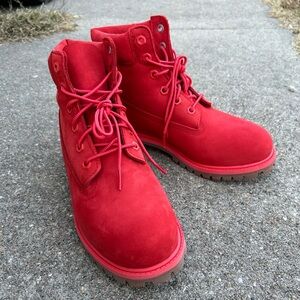 Timberland Red Classic 6”Nubuck Boots sz 5 women’s
